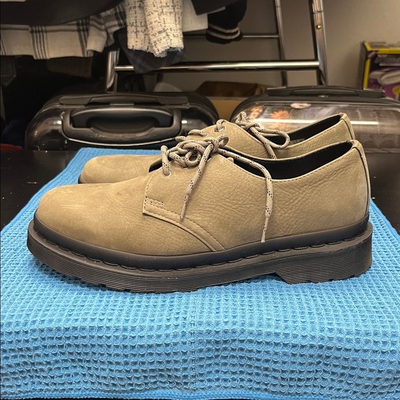 Dr Martens 1461 nickel grey milled nubuck WP men’s size 10 US gently worn - Picture 2 of 4